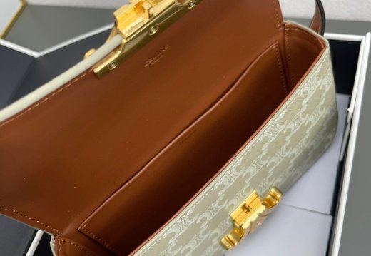 Celine A002 20250430 0044