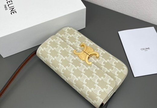 Celine A002 20250430 0045