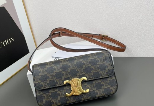 Celine A002 20250430 0048