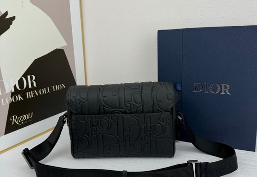 Dior A002 20250430 0002