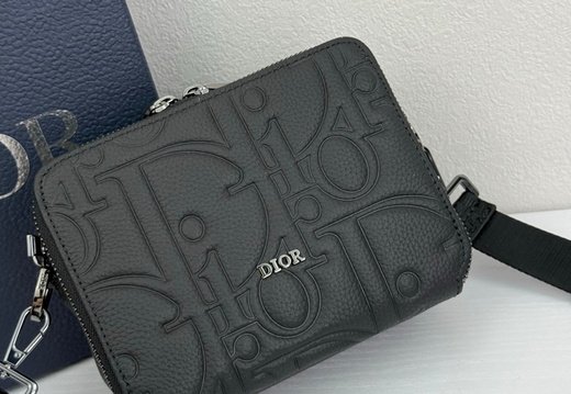 Dior A002 20250430 0015