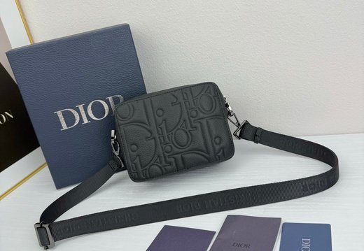 Dior A002 20250430 0017