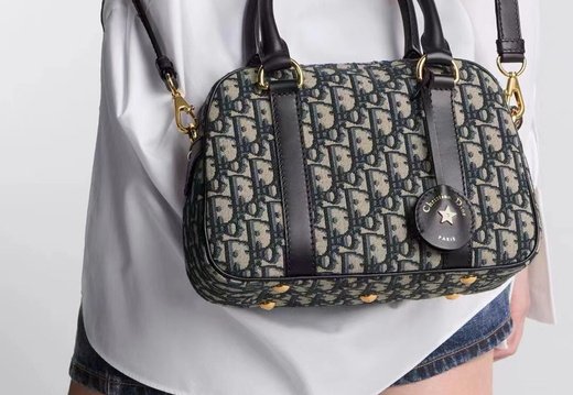 Dior A002 20250430 0030