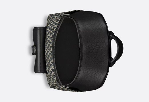 Dior A002 20250430 0035