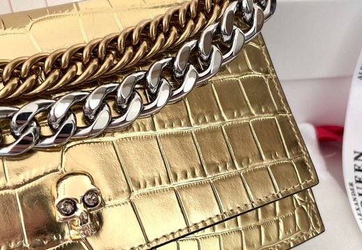 A011 ALEXANDER MCQUEEN 202503200011