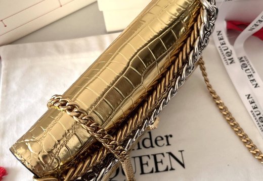 A011 ALEXANDER MCQUEEN 202503200017