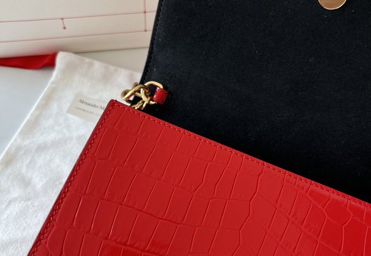 A011 ALEXANDER MCQUEEN 202503200021