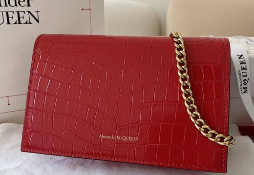 A011 ALEXANDER MCQUEEN 202503200026