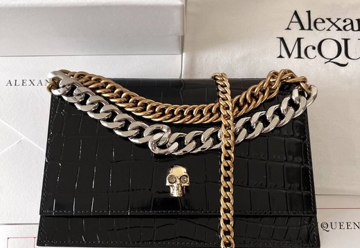 A011 ALEXANDER MCQUEEN 202503200035
