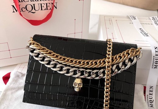 A011 ALEXANDER MCQUEEN 202503200040