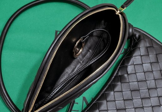 A011 Bottega 202503200005