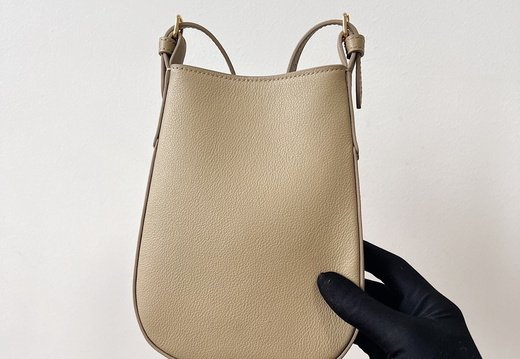 A011 Celine 202503200042