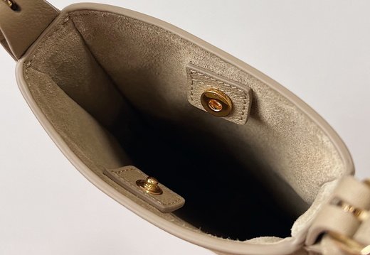 A011 Celine 202503200044