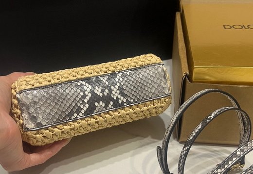 A012 DG 202503200018