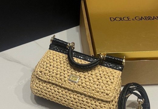 A012 DG 202503200021