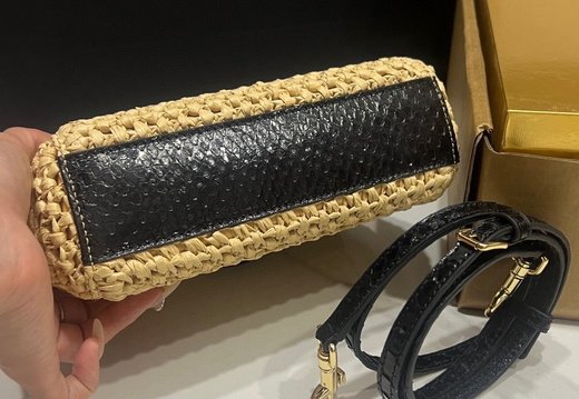 A012 DG 202503200028