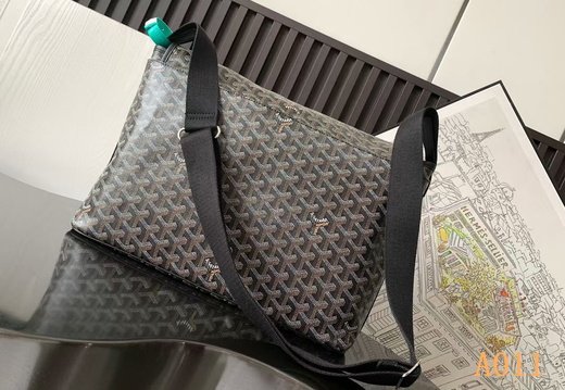 A011 Goyard 202503200007