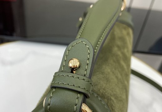Gucci 0017