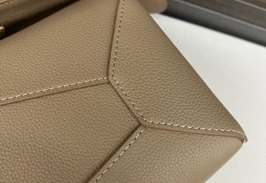 A016 Loewe 202503200004