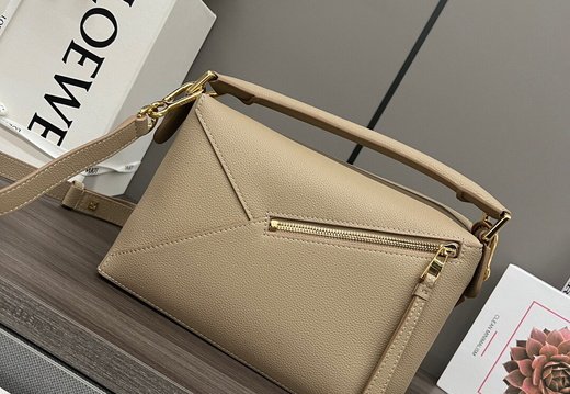 A016 Loewe 202503200007