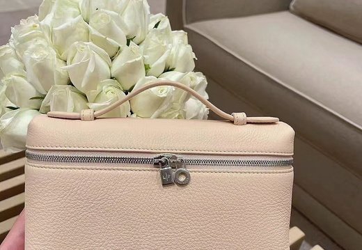 A012 Loro Piana 202503200045