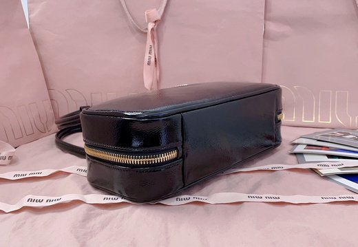 A011 Miumiu 202503200025