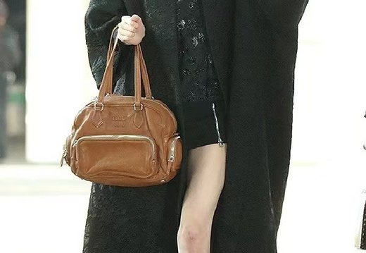 A011 Miumiu 202503200037