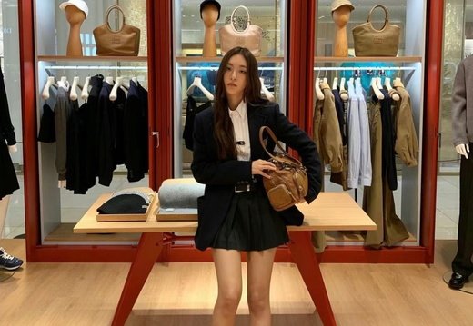 A011 Miumiu 202503200042