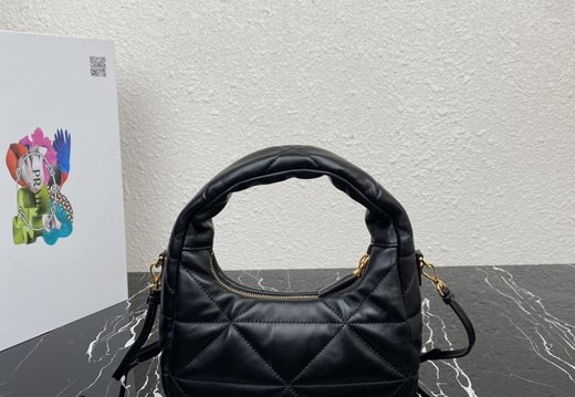 Prada A011 202503200008