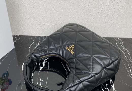 Prada A011 202503200012