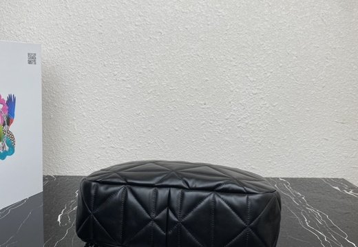 Prada A011 202503200014