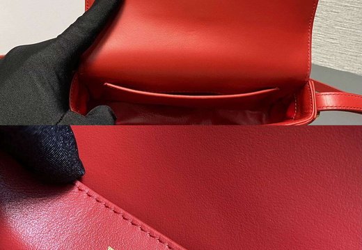 Prada A011 202503200029