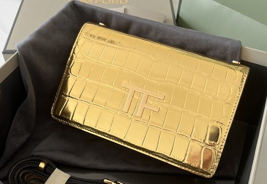Tom Ford A011 202503200013