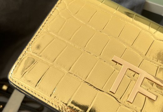 Tom Ford A011 202503200014