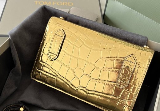 Tom Ford A011 202503200015