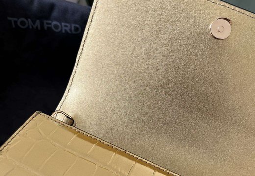 Tom Ford A011 202503200017