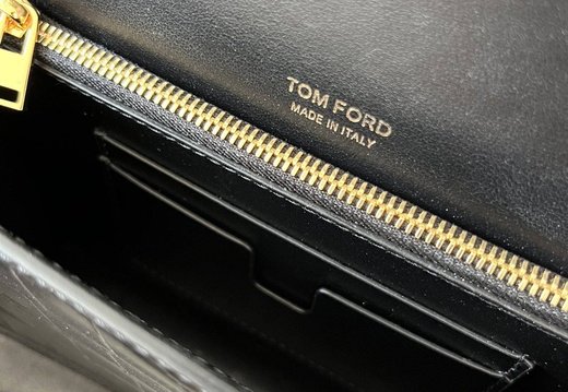 Tom Ford A011 202503200027