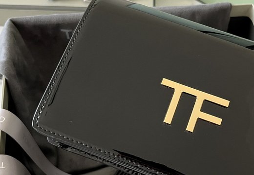 Tom Ford A011 202503200043