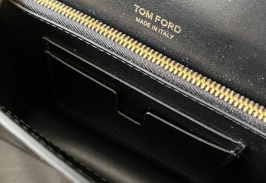 Tom Ford A011 202503200045
