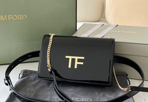 Tom Ford A011 202503200046