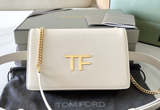 Tom Ford A011 202503200047