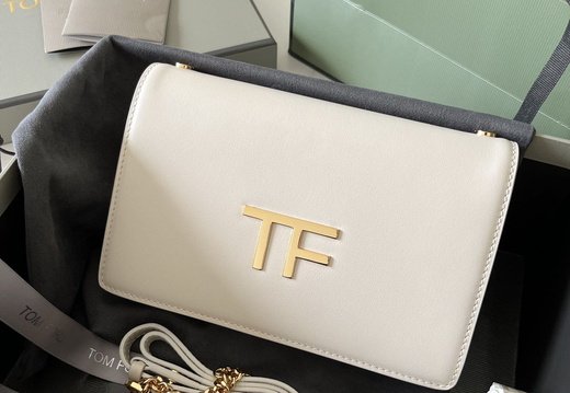 Tom Ford A011 202503200049