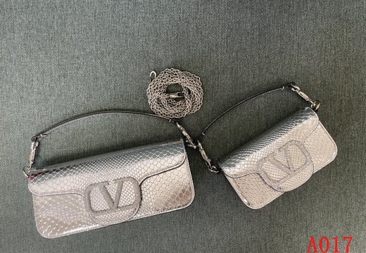 Valentino A017 202503200005