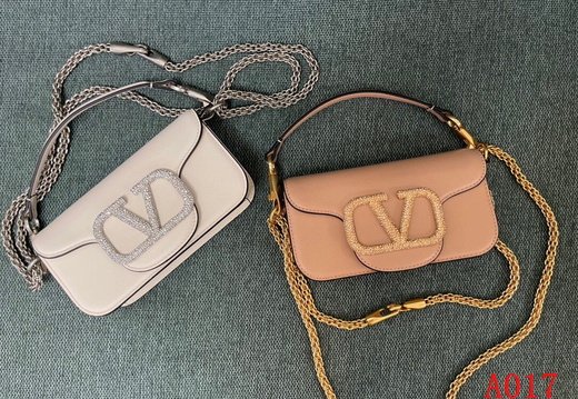 Valentino A017 202503200027