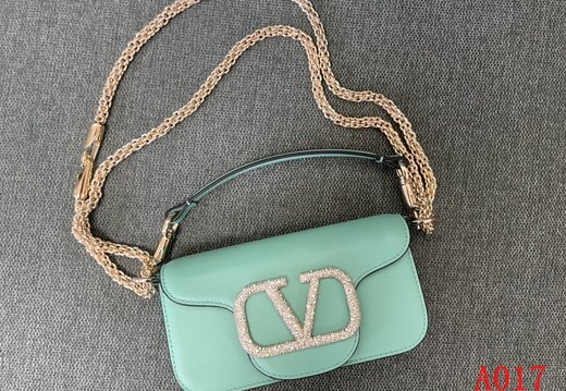 Valentino A017 202503200029