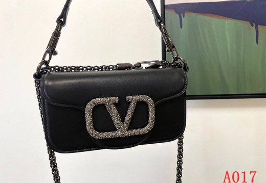 Valentino A017 202503200032