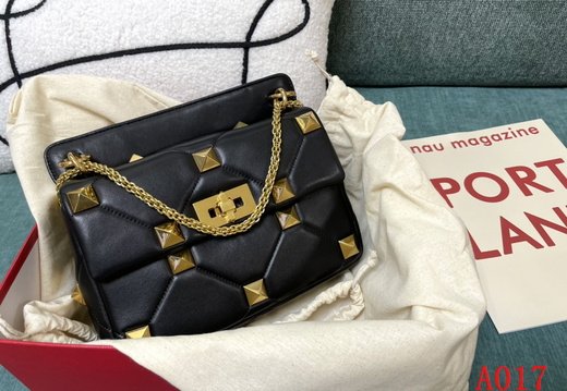 Valentino A017 202503200050