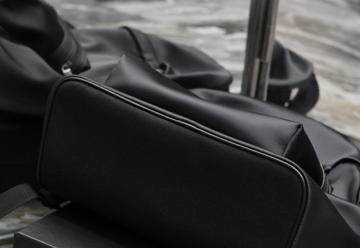 YSL A011 202503200002