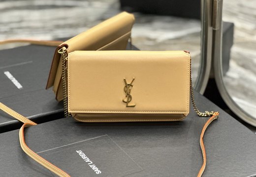 YSL A011 202503200039