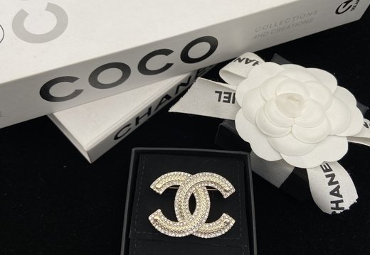 Chanel 0027